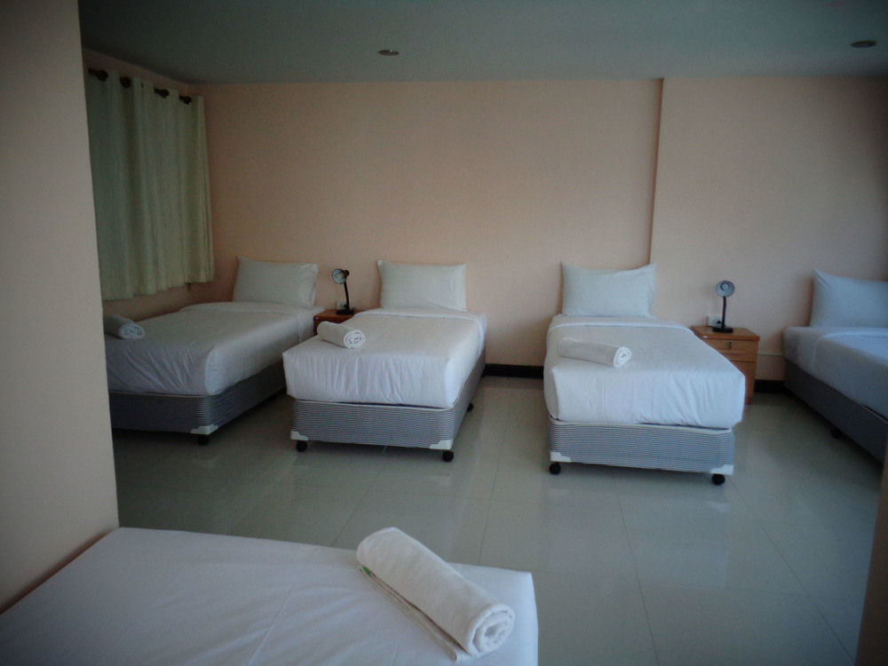 Bgw Phuket Hostel Patong Экстерьер фото